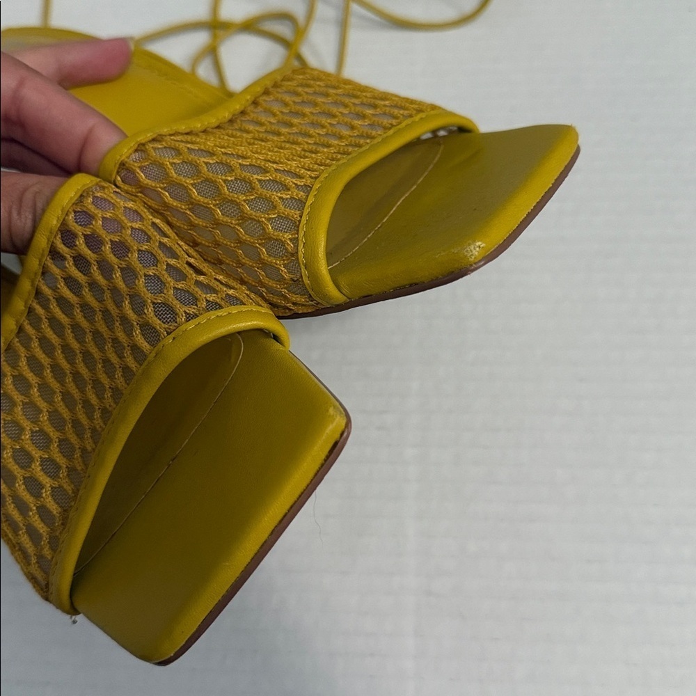 Marc Fisher LTD - Dallyn Heeled Sandal - Gold/Yellow - Size 8.5 - Good Condition - Picture 7 of 10